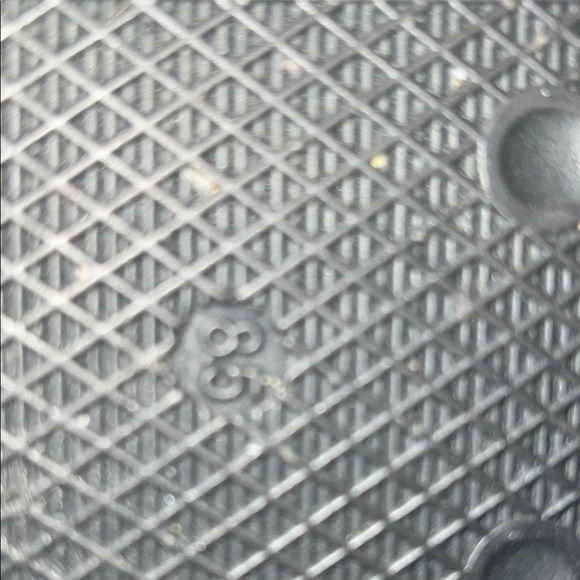 Mudd Tan and Black Faux Fur Slides - Picture 5 of 5